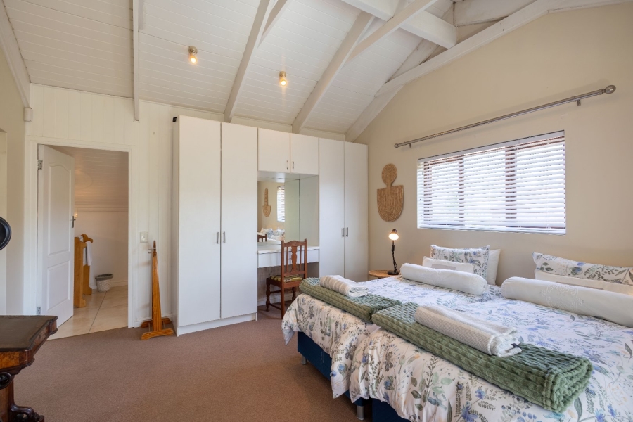 5 Bedroom Property for Sale in Seaside Longships Western Cape
